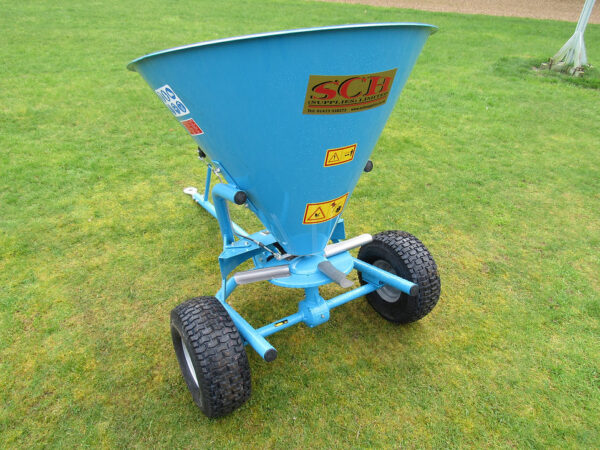 Towed Fertiliser Broadcaster 73L - Ref GAM73